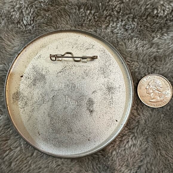 Vintage 60s 70’s 80’s MLB New York Yankees Baseball Souvenir Pin Back Button - Picture 3 of 3